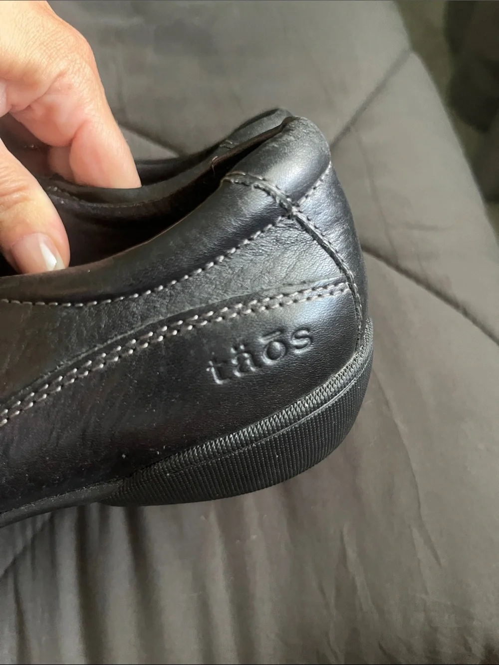 Taos Footwear Black Leather Slip-On Loafers